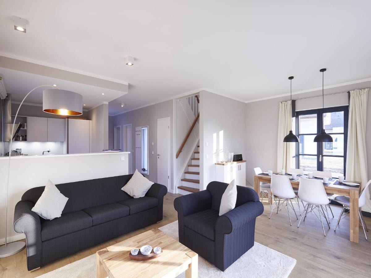Reetland Am Meer - Premium Reetdachvilla Mit 3 Schlafzimmern, Sauna Und Kamin F07 Dranske Exterior foto