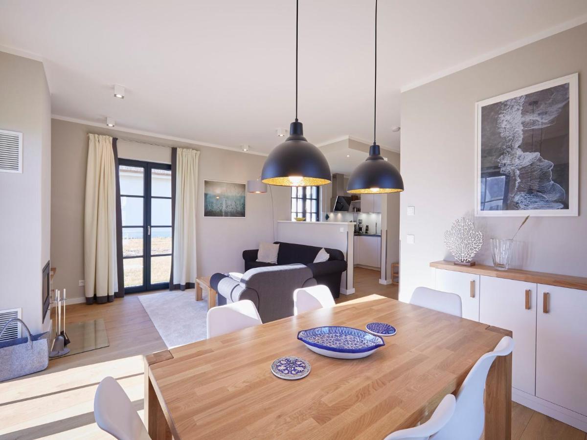 Reetland Am Meer - Premium Reetdachvilla Mit 3 Schlafzimmern, Sauna Und Kamin F07 Dranske Exterior foto